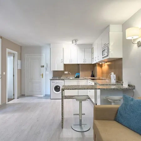Second Line Apartment Marbella