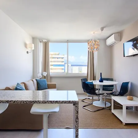 Second Line Apartment Marbella
