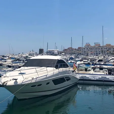Second Line Apartment Marbella